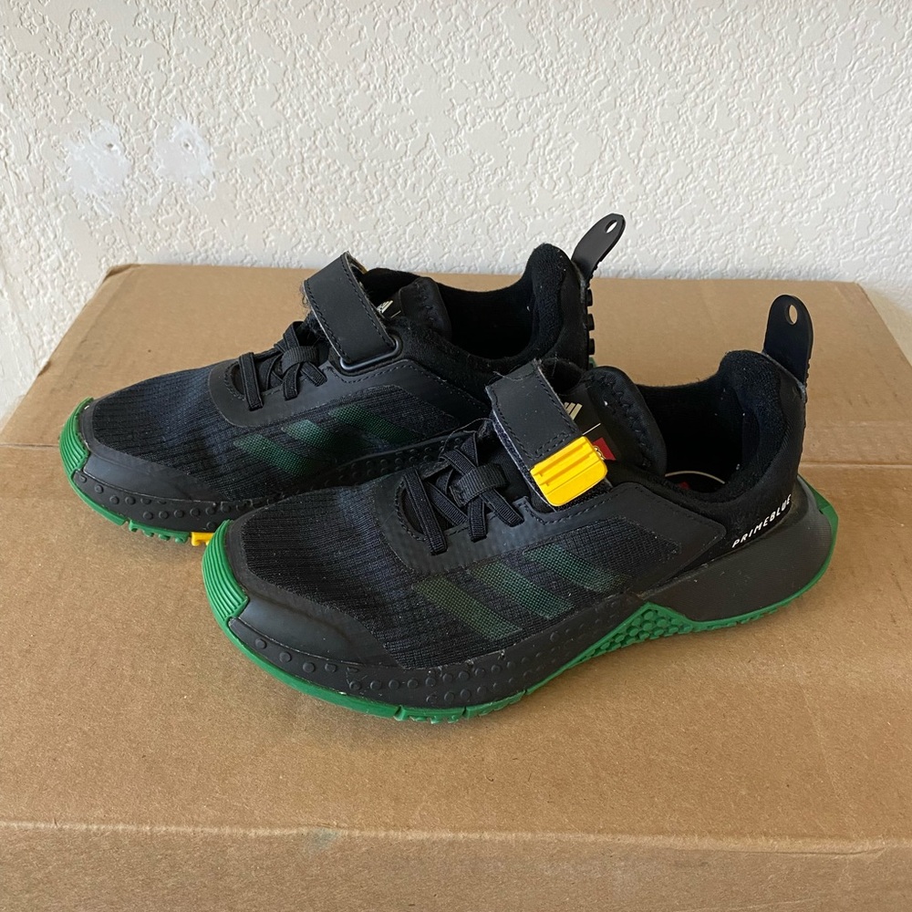 Adidas Black Sneakers with Chunky Green Sole and Breathable Mesh